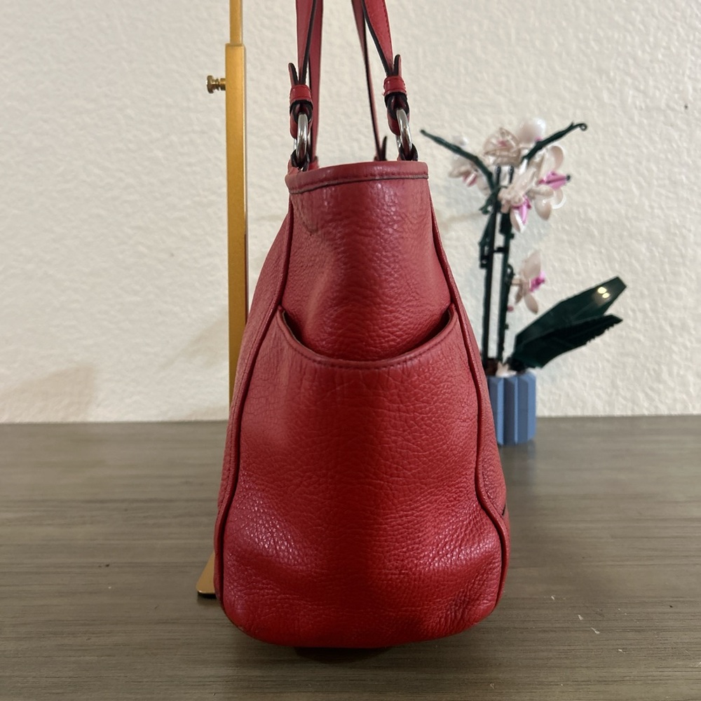 Coach Park Red Leather Carrie Tote Shoulder Bag F29898 - Picture 3 of 8